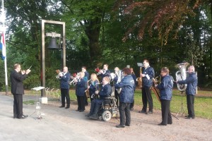 2014-05-04 Dodenherdenking in Klundert en Moerdijk